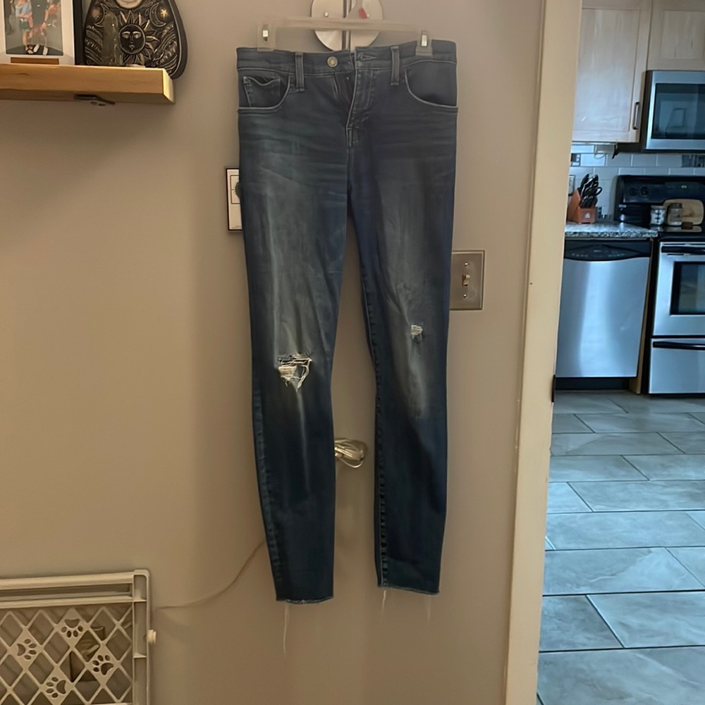 Worn once lucky brand jeans. Size 6/28 long